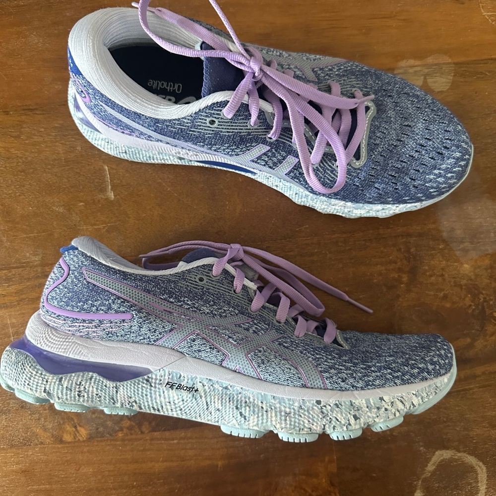 ASICS Gel Nimbus 24 Women's Running Sneakers -‎ Lavender/Light Purple size 7.5